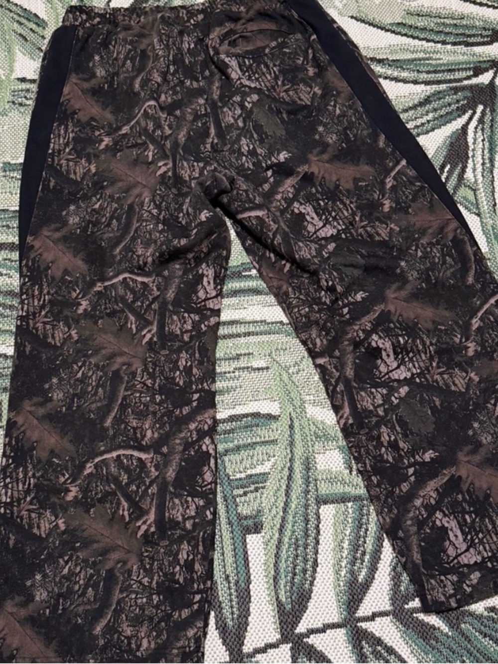 YoungLA tree camo jogger - Picture 3 of 3